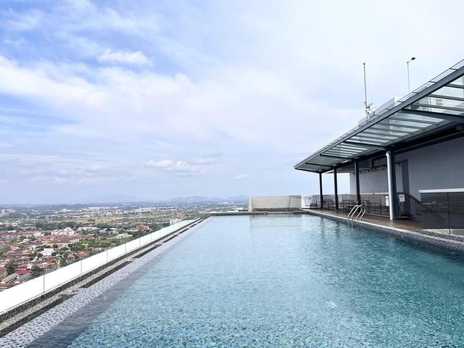 Ins Suite @ The Quartz Residence-Infinity Pool Malacca Kültér fotó